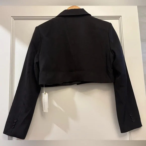 Commense Black Cropped Blazer - Picture 4 of 7